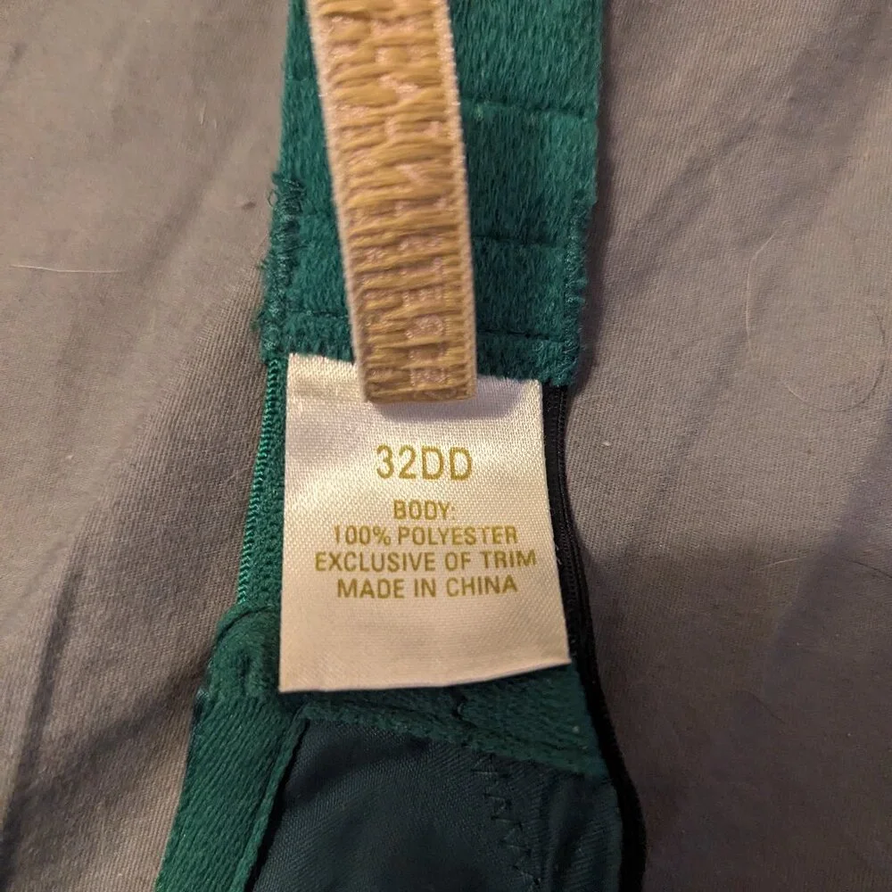 32DD Green Bullet Bra from Secrets in Lace - Picture 4 of 8